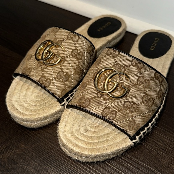 Gucci Women's GG Matelassé Canvas Espadrille Sandal - Size: 7.5 | IT 37.5 - Picture 4 of 16